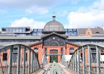 Tradition und Lebensfreude: Ein Besuch auf dem Hamburger Fischmarkt