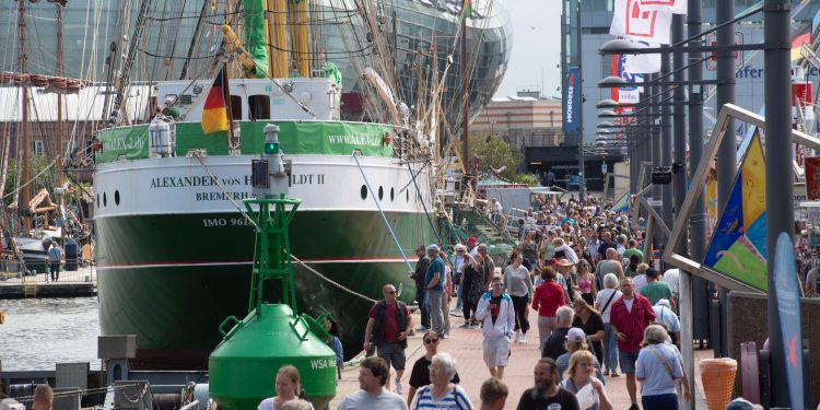 Sail Bremerhaven: Erste Schiffszusagen für August 2025