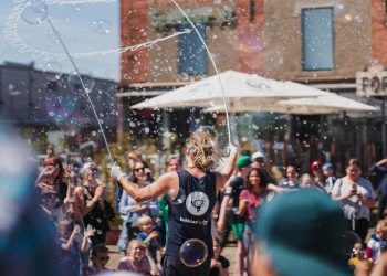 Maritimes Fest in der Bremer Überseestadt lockt mit vielfältigem Familienprogramm