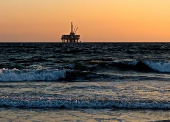 LBEG genehmigt Teilprojekt: Horizontale Bohrungen tief unter dem Meeresgrund und Erdgasförderung sind zugelassen