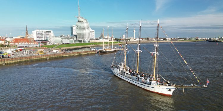 Sail 2025: Jetzt Schiffstörns sichern – Ein maritimes Festival der Superlative