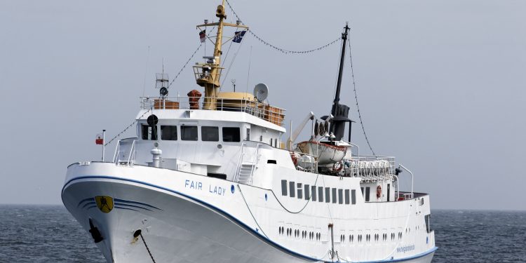 „Fair Lady“ nimmt Kurs auf Helgoland: 47 Abfahrten ab Bremerhaven im Sommer 2025