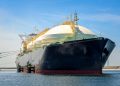 Weiteres unnötiges LNG-Terminalschiff erreicht Wilhelmshaven: Deutsche Umwelthilfe fordert Stopp des überdimensionierten Betriebs