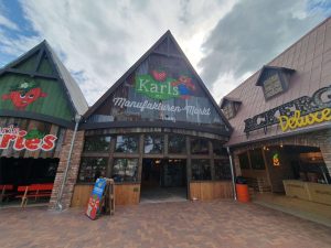 Karls Erlebnis-Dorf Loxstedt: Norddeutschlands neue Freizeitattraktion mit Erdbeer-Flair